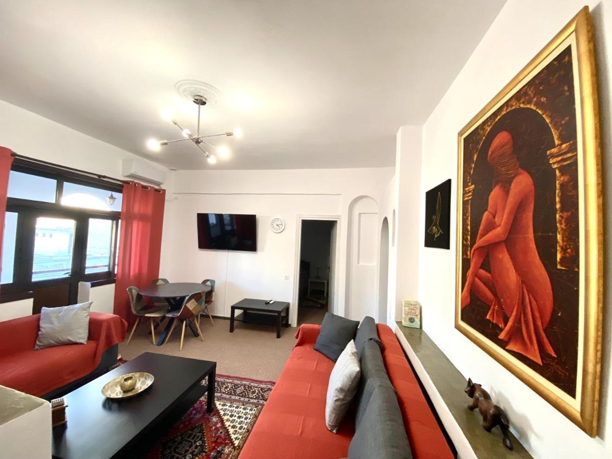 Classic 2 Bedroom Apartment Next To Metro - Marousi เอเธนส์ ภายนอก รูปภาพ
