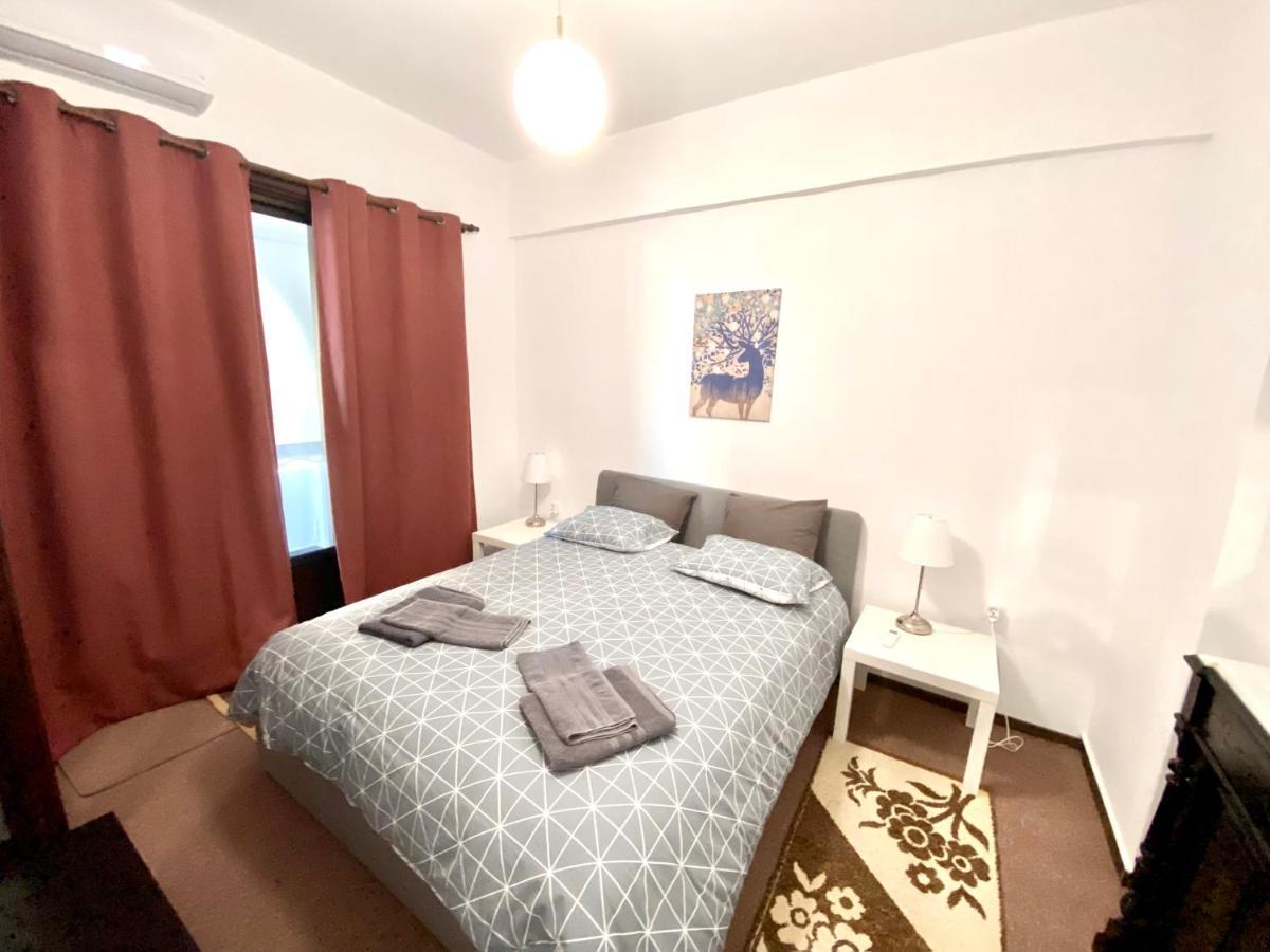Classic 2 Bedroom Apartment Next To Metro - Marousi เอเธนส์ ภายนอก รูปภาพ