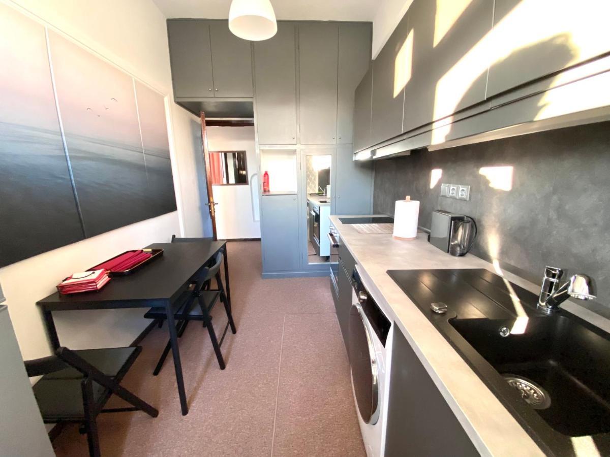 Classic 2 Bedroom Apartment Next To Metro - Marousi เอเธนส์ ภายนอก รูปภาพ