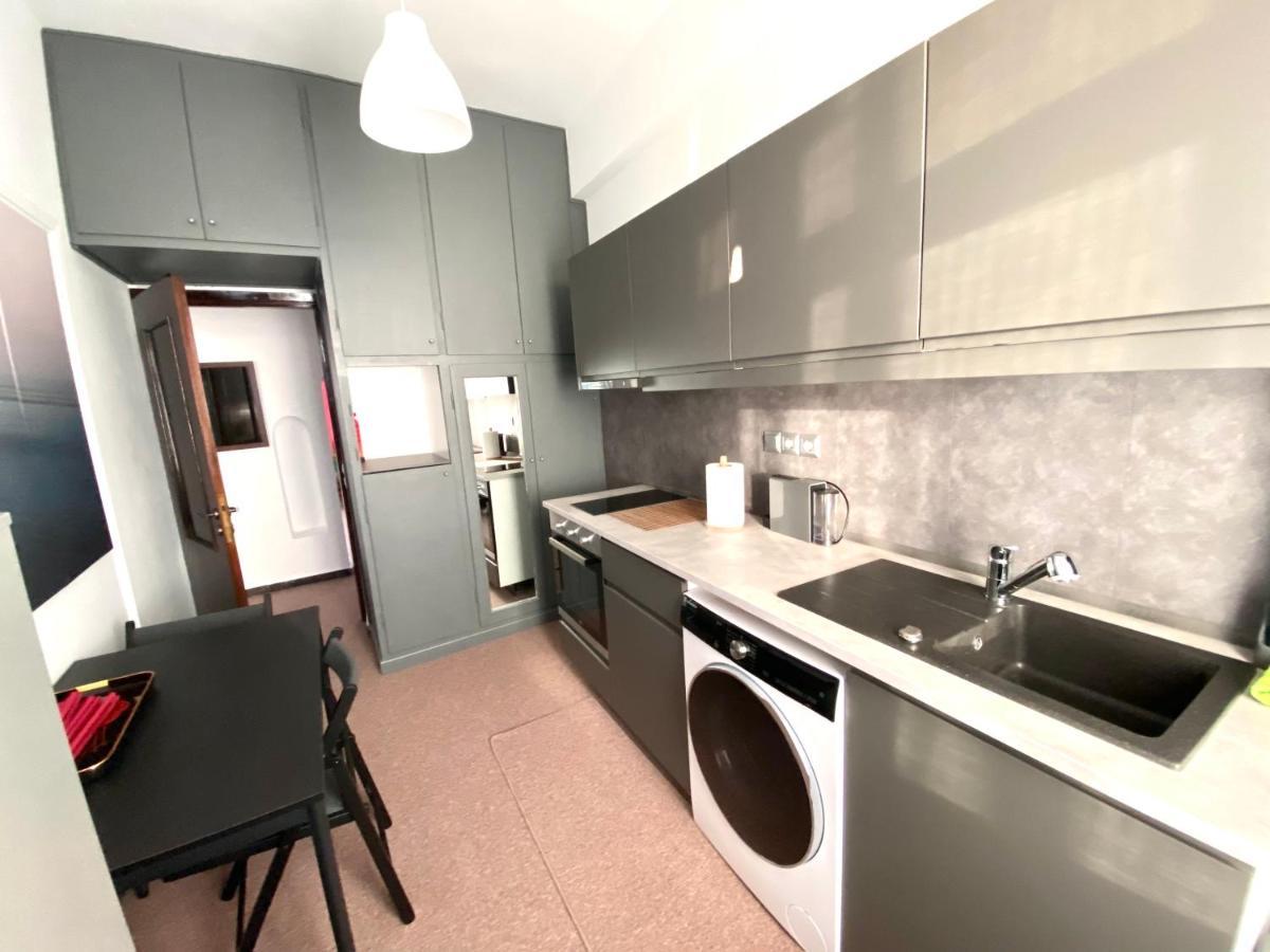 Classic 2 Bedroom Apartment Next To Metro - Marousi เอเธนส์ ภายนอก รูปภาพ
